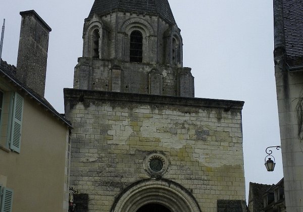 Chateau de Loches La Cité royale de Loches abrite l'une des plus belles cités fortifiées de France.